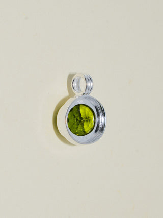 Slither Peridot Triple East to West Oval Cut Charm in Sterling Silver