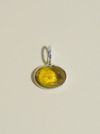 Croc Hunter Grossular Garnet East to West Oval Cabochon Charm in Sterling Silver