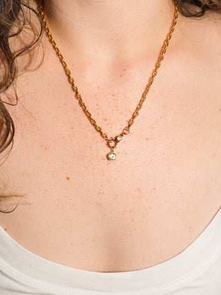 Seeee Green Tourmaline Round Cut Charm in Yellow 14k Gold