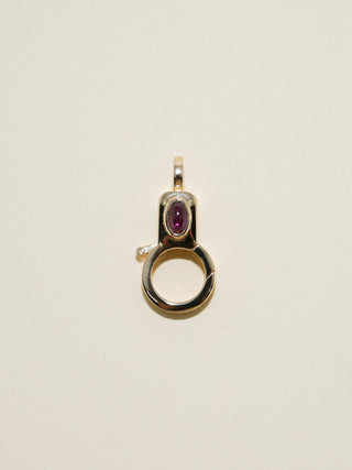 Comeria Garnet Jelly Lobby Clasp in Yellow 14k Gold