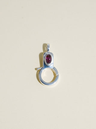 Comeria Garnet Jelly Lobby Clasp in Sterling Silver