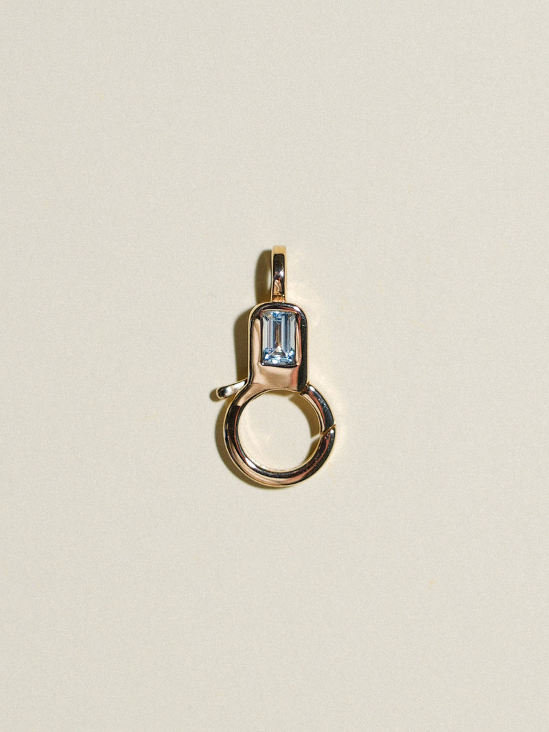 Aquamarine Lobby Clasp in Yellow 14k Gold
