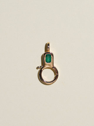 Emerald Lobby Clasp in Yellow 14k Gold