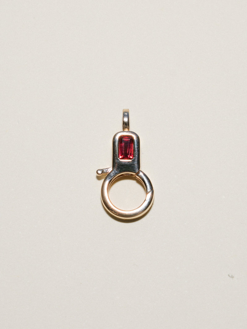 Garnet Lobby Clasp in Yellow 14k Gold