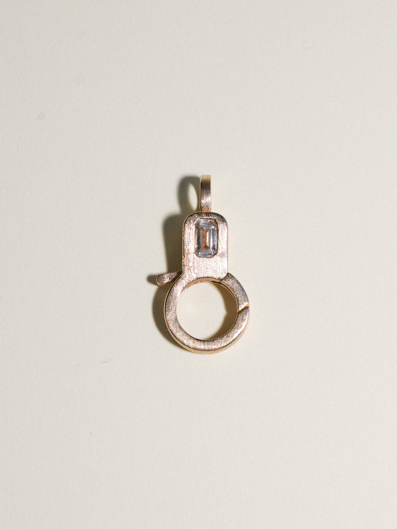 The Lobby Clasp in Brushed Yellow 14k Gold